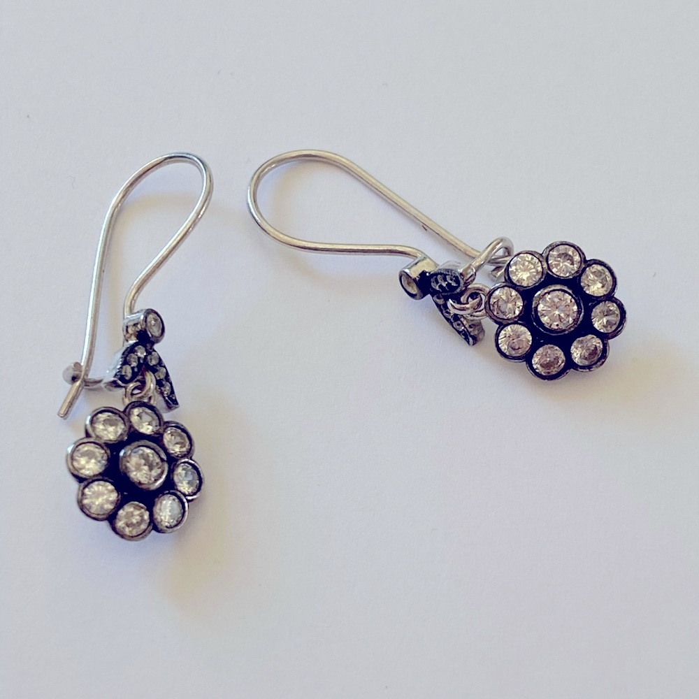 925 Silver round cz stones halo french wire earrings